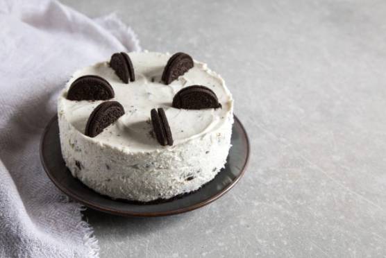 Vanilla Oreo cheesecake